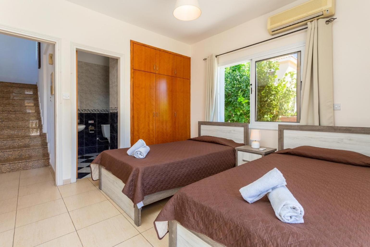 Queens Paradise 1 Peyia Ngoại thất bức ảnh