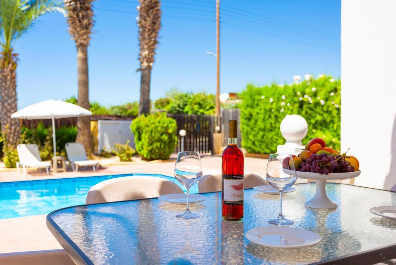 Queens Paradise 1 Peyia Ngoại thất bức ảnh
